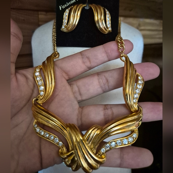 Avon Jewelry - Avon  Runway 1992 Gold-Tone Crystal Wave Necklace & Earrings Set